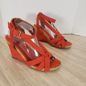 Aerosols fashion plush wedge heel sandals orange sz 9.5